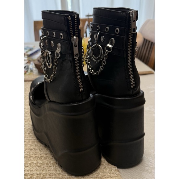 Demonia Wave 22 Black Chunky Platform Wedge Boots Size 7 - Picture 4 of 10